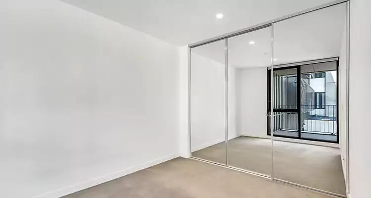 Why Homeowners Choose Us for Sliding Mirror Door Replacement in Cocoa, FL