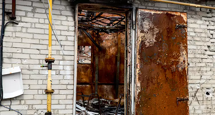 Metal Door Rust Repair in Cocoa, FL