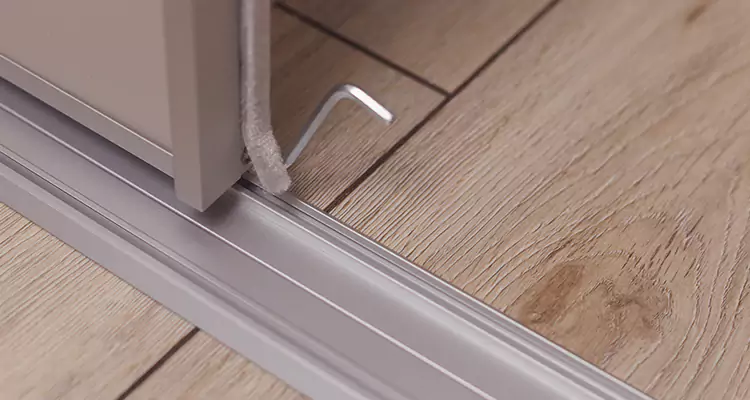 Squeaky Sliding Door Repair in Cocoa, FL