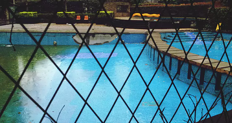 Lanai Screen Repair in Cocoa, FL